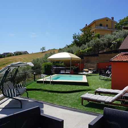 La Terrazza Motta Bed & Breakfast Atri Ngoại thất bức ảnh