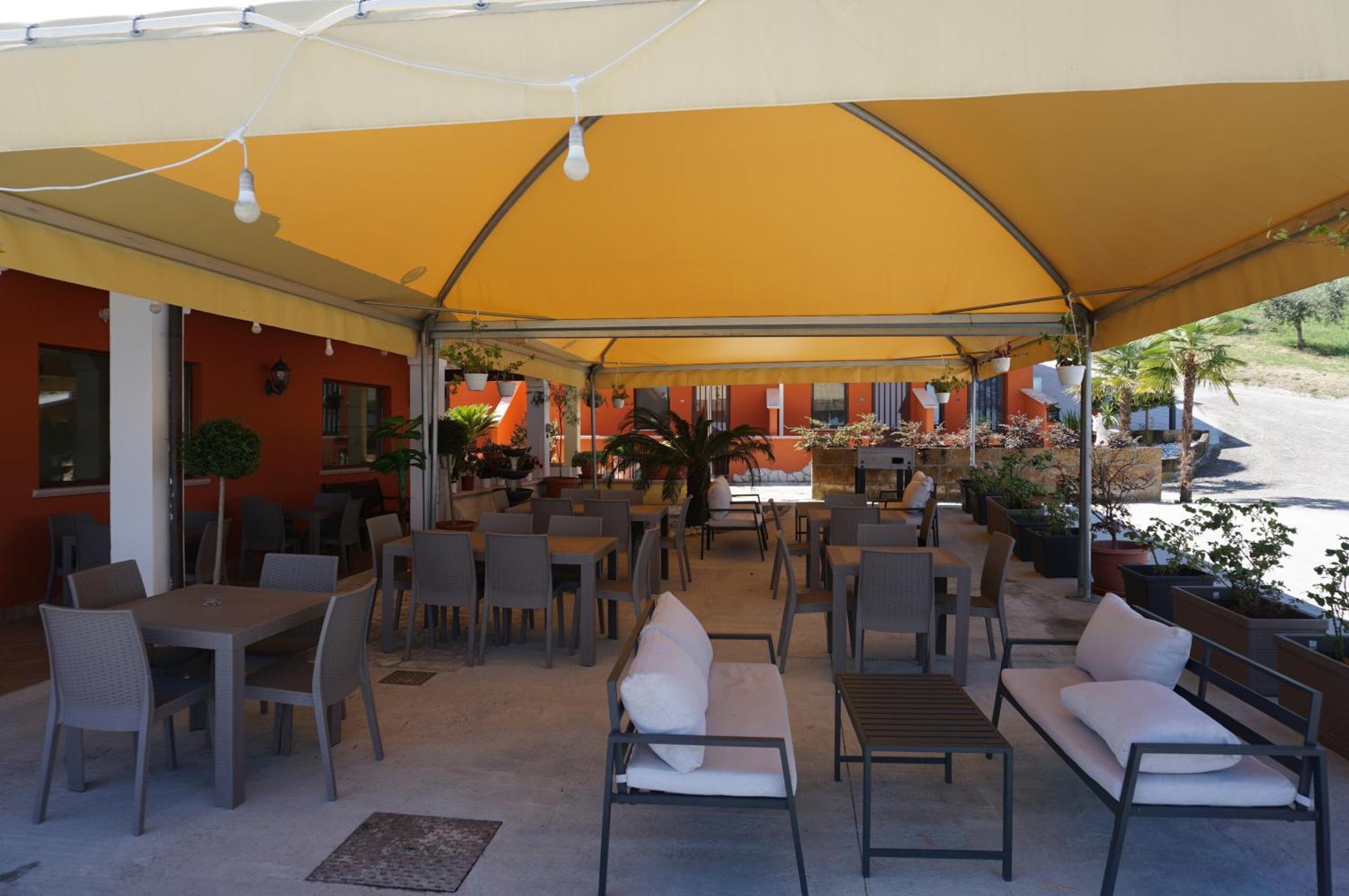 La Terrazza Motta Bed & Breakfast Atri Ngoại thất bức ảnh