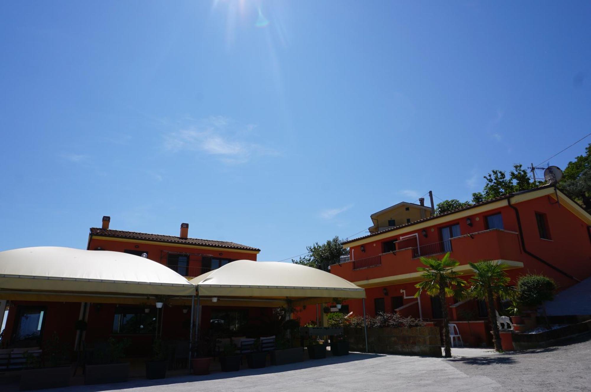 La Terrazza Motta Bed & Breakfast Atri Ngoại thất bức ảnh