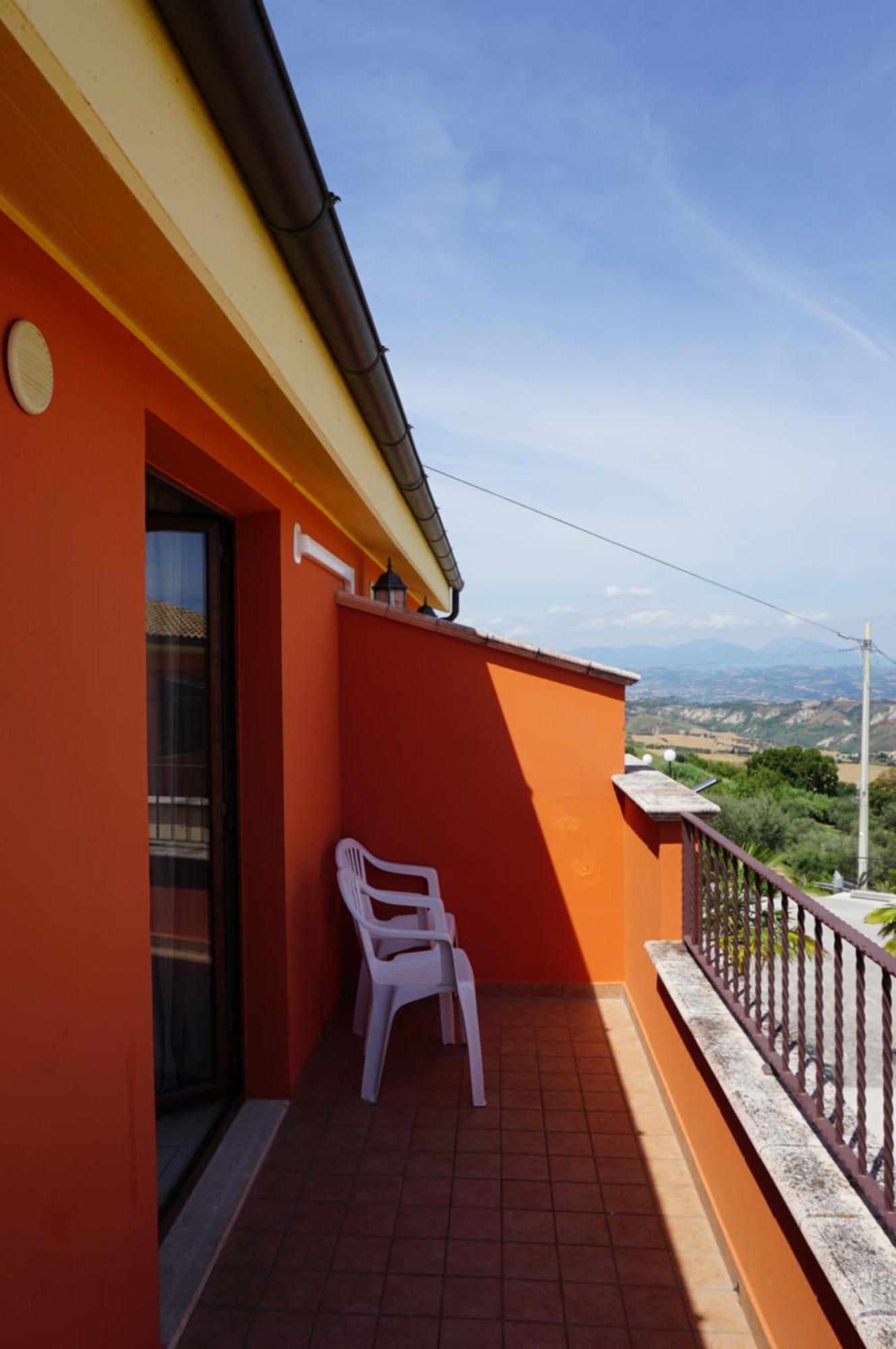 La Terrazza Motta Bed & Breakfast Atri Ngoại thất bức ảnh