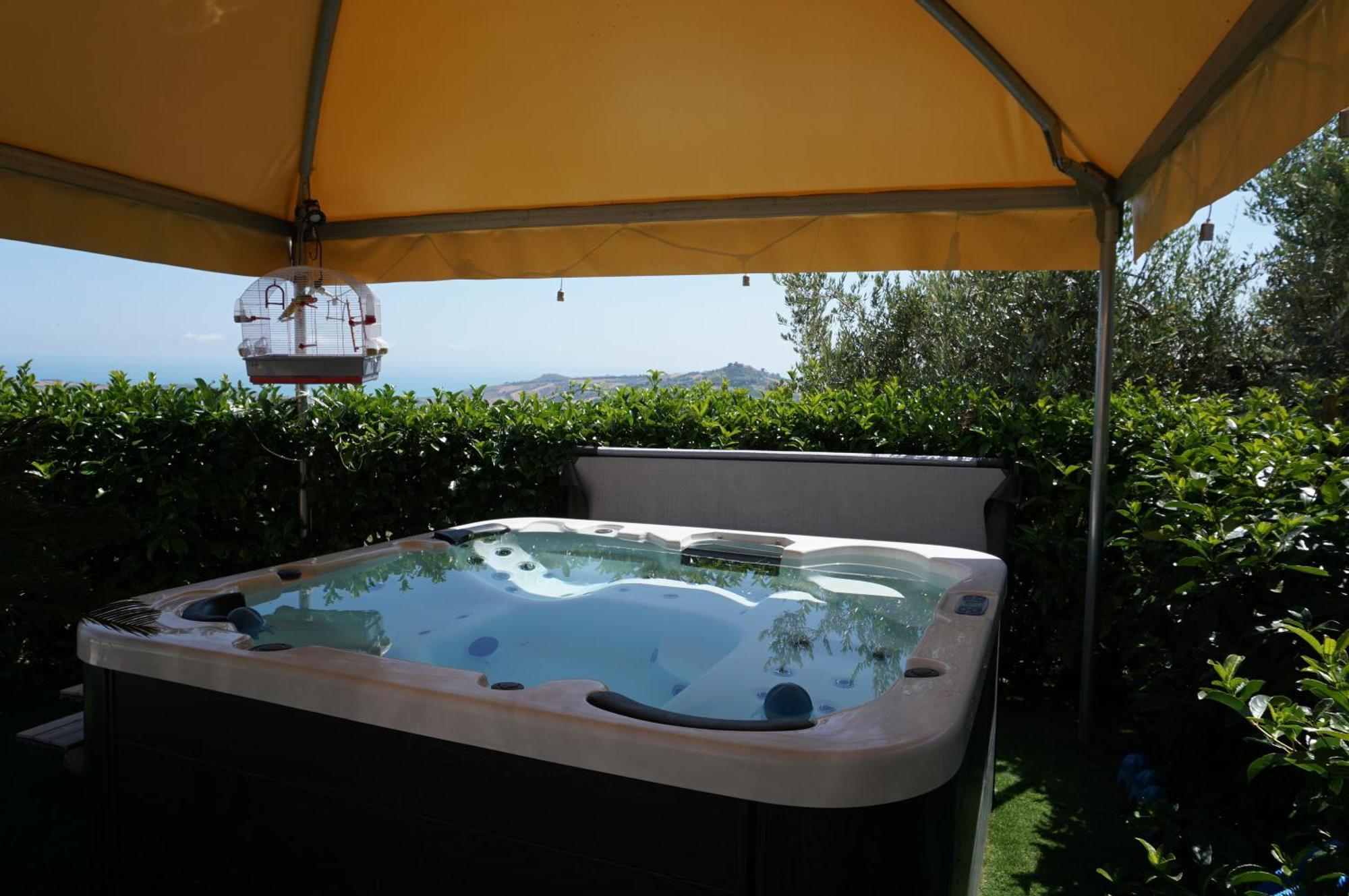 La Terrazza Motta Bed & Breakfast Atri Ngoại thất bức ảnh